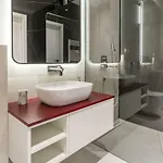 Nephelae Boutique 4*