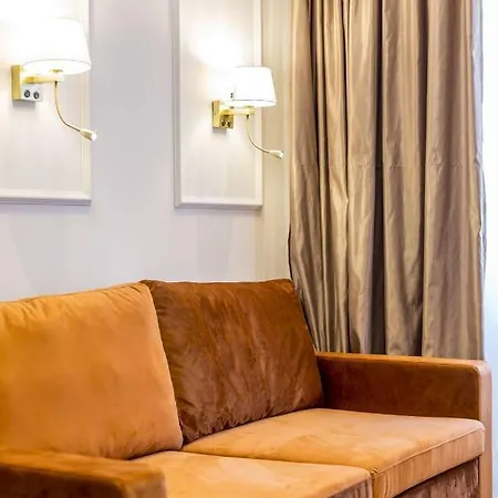 بيت ضيافة Nephelae Boutique سبليت